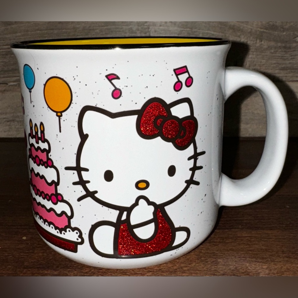 Hello Kitty Glitter HAPPY BIRTHDAY Mug - NEW